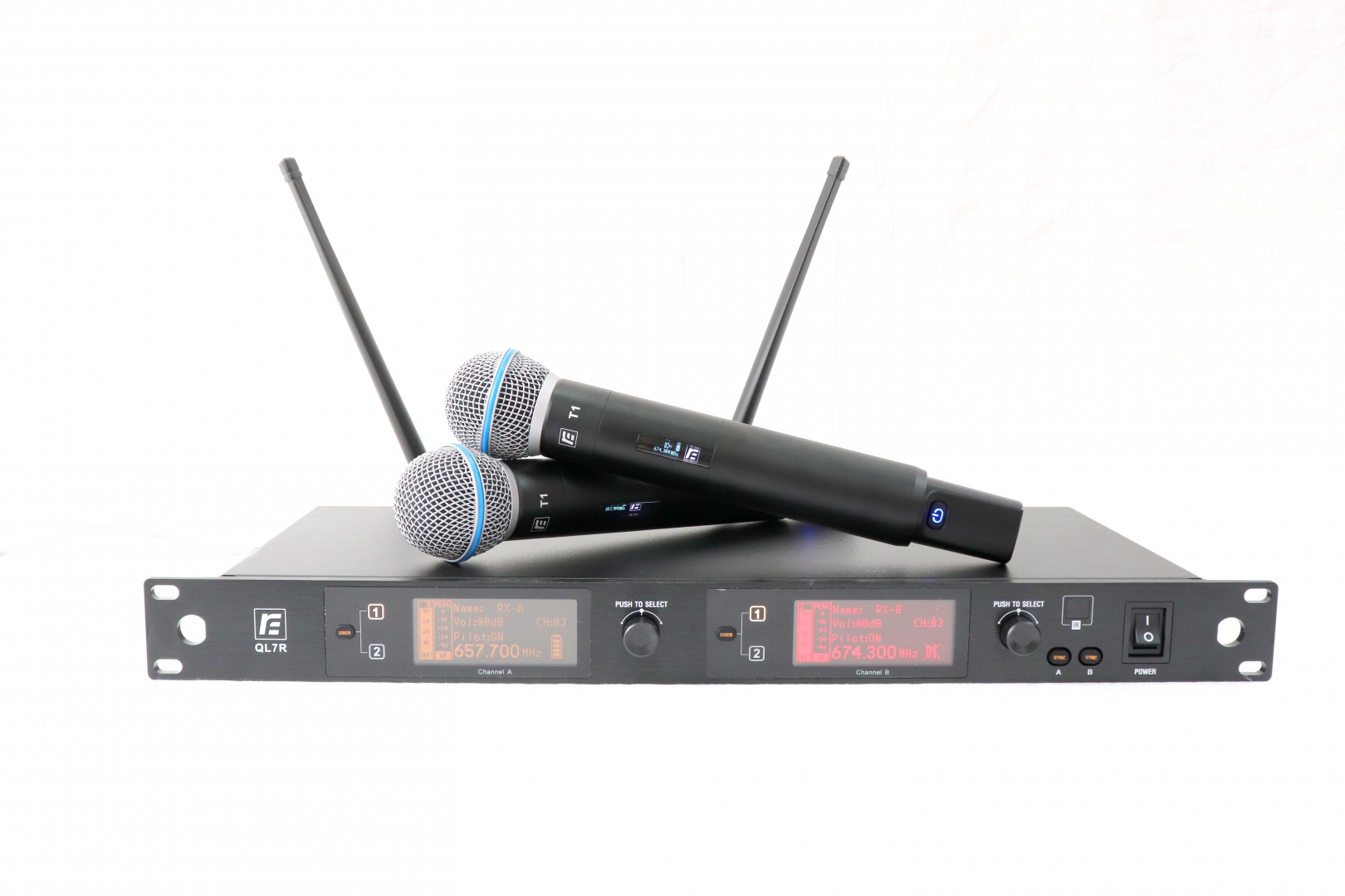 RFIntell QL7R/T1-B 720,500-754,000 МГц 2-канальная радиосистема с 2-мя ручными микрофонами в Воронежской области
